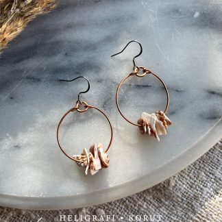 Simpukkahuuppi korvakorut