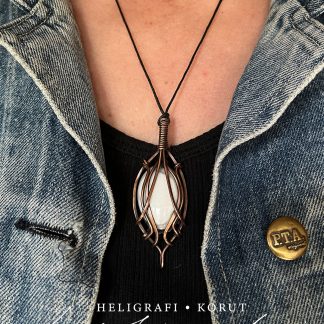 Sulalasi-kaulakoru art deco