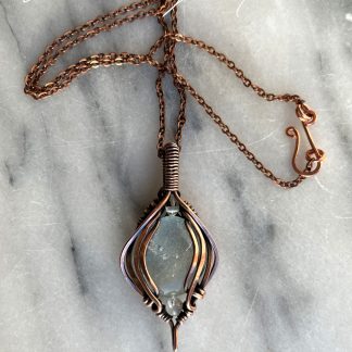 Sulalasi-kaulakoru art nouveau
