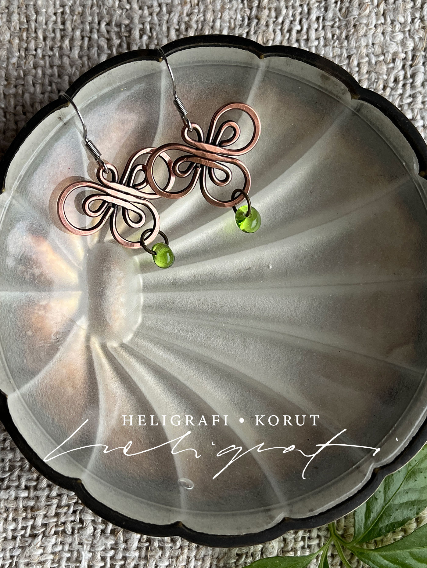 Kolmiapila korvakorut kuparilanka