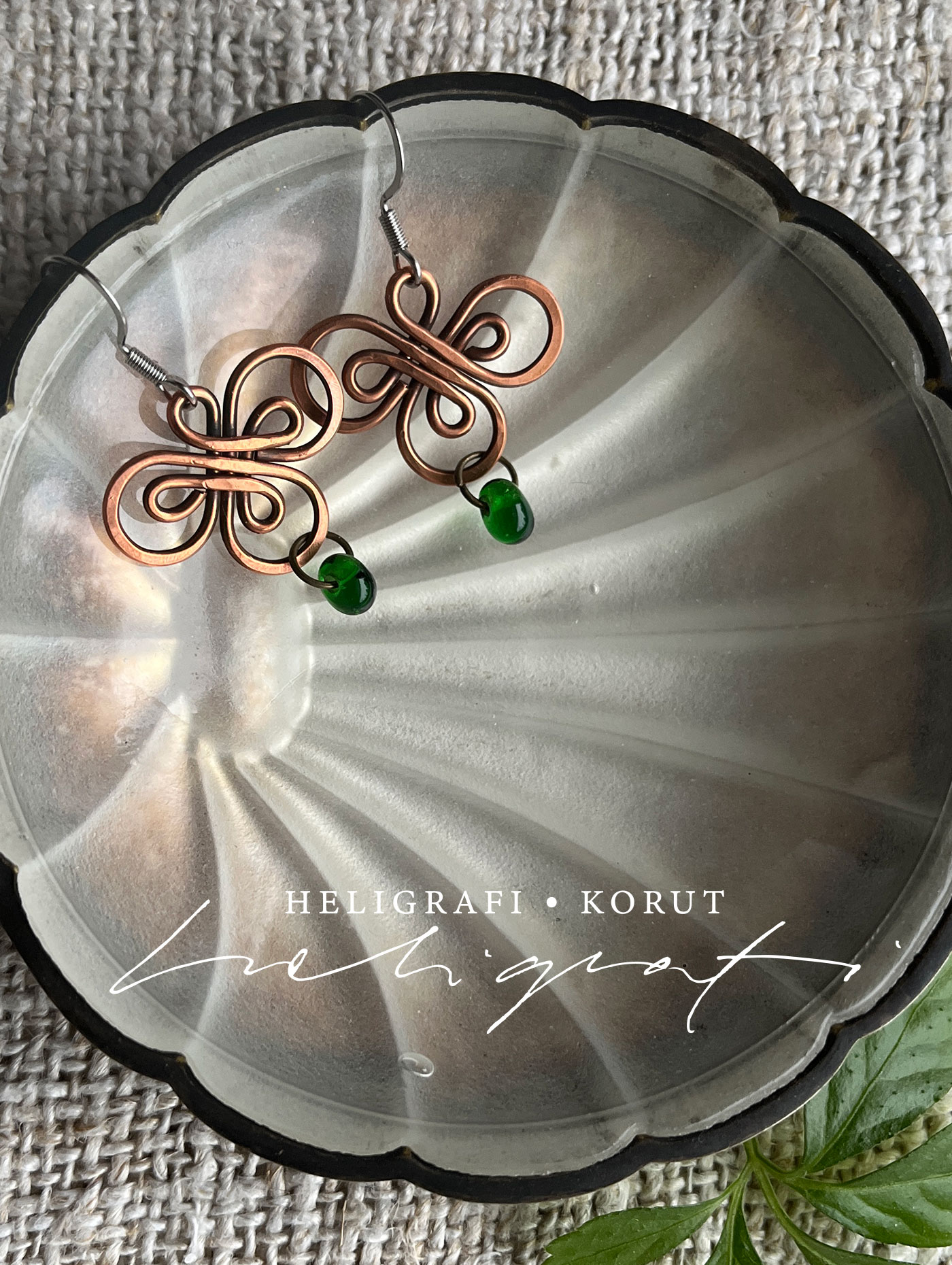 Kolmiapila korvakorut kuparilanka