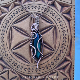 Spektroliitti riipus soikea kuparikoru