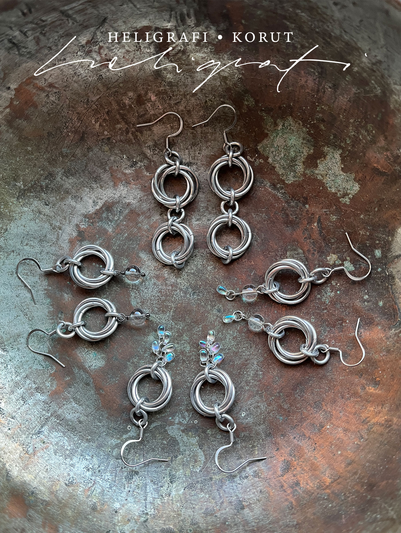 rakkaussolmu korvakorut